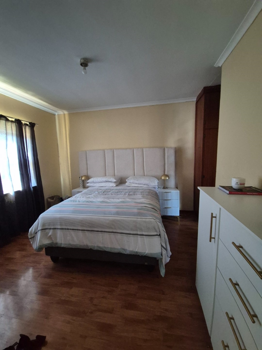 4 Bedroom Property for Sale in Kwamagxaki Eastern Cape